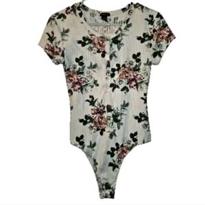 Rue 21 Womens Juniors Body Suit Short Sleeve Floral Size Medium